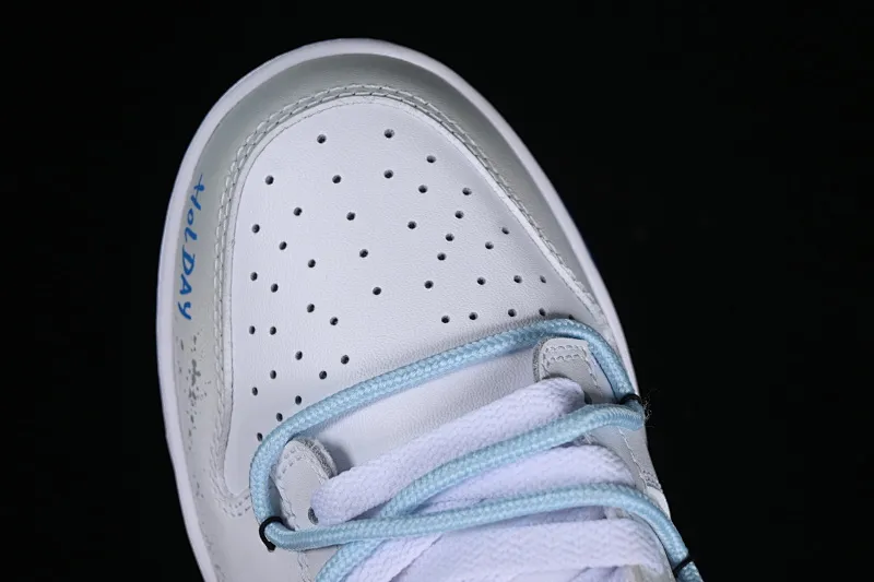 All categories Nk SB Dunk series Nk SB Dunk Low Low-top sneakers Nk Dunk Low Graffiti deconstruction style Casual diary Gradient splash letters SB strap low-top casual sneakers DV0831-104